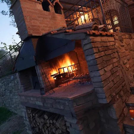 Dom wakacyjny Stone Villacasale, View, Pool, Bbq, Ac Ensuite Bedroom *